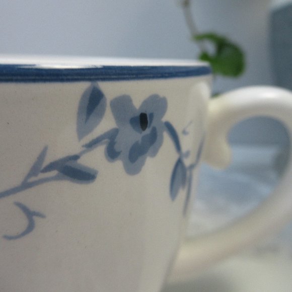 Cup Mug 12 oz White with Blue Flowers Rim by MSE / Martha Stewart Everyday - Picture 3 of 10